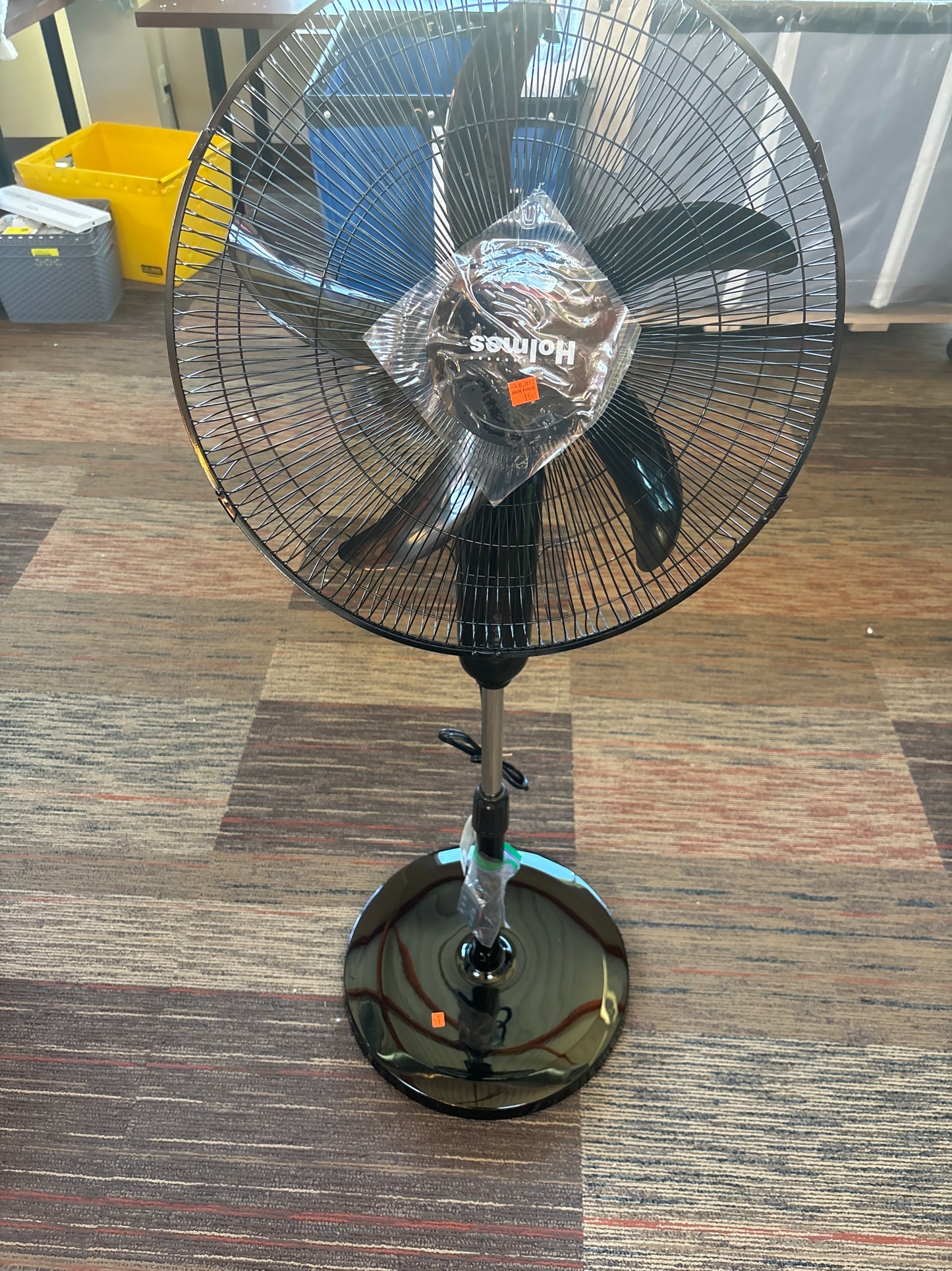 Holmes 18” Digital Oscillating 3 Speed Stand Fan with Remote Control-Black