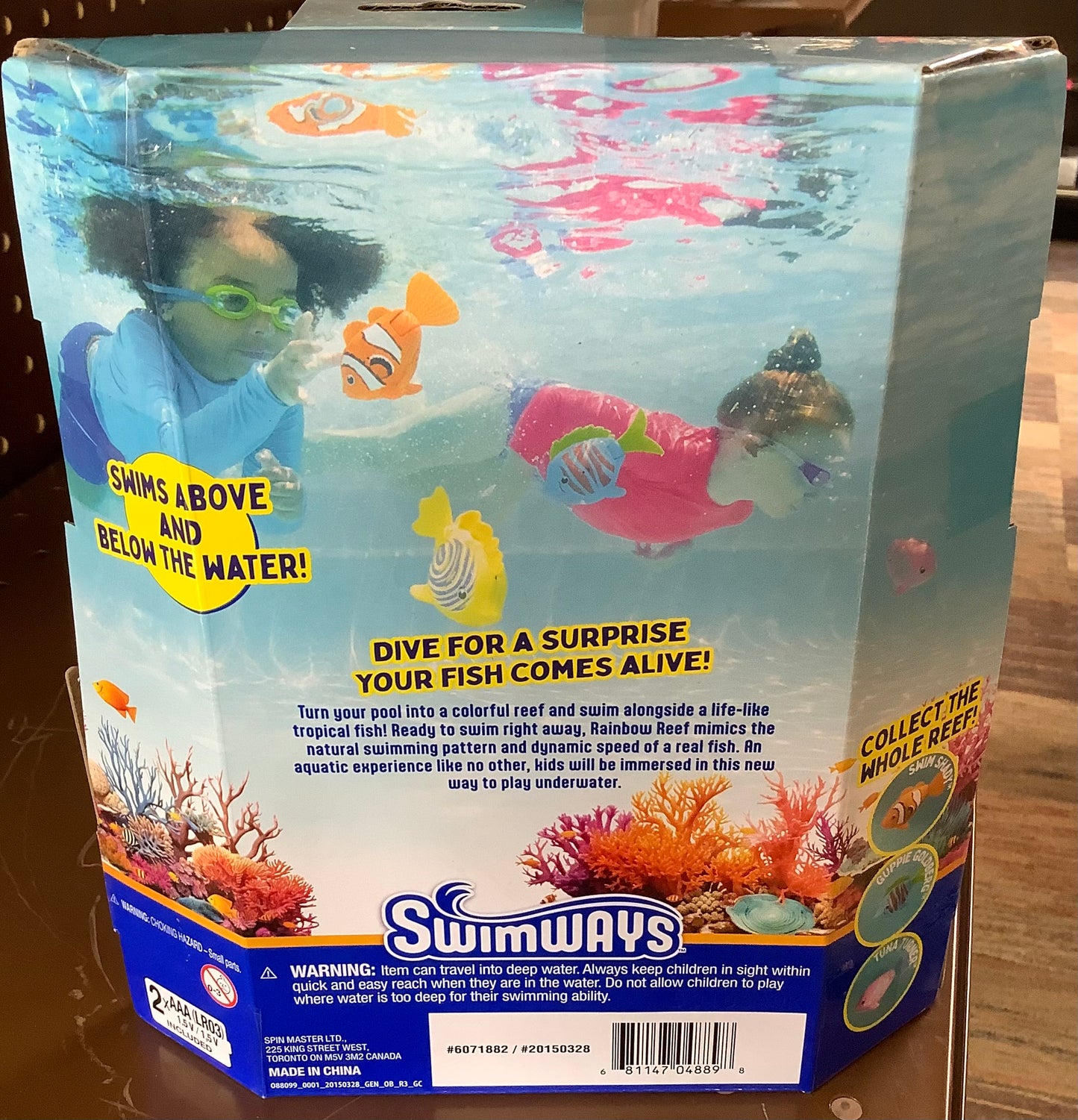 Swimways Rainbow Reef Fish, Lebron Waves: Dive Toy for Ages 5 and Up