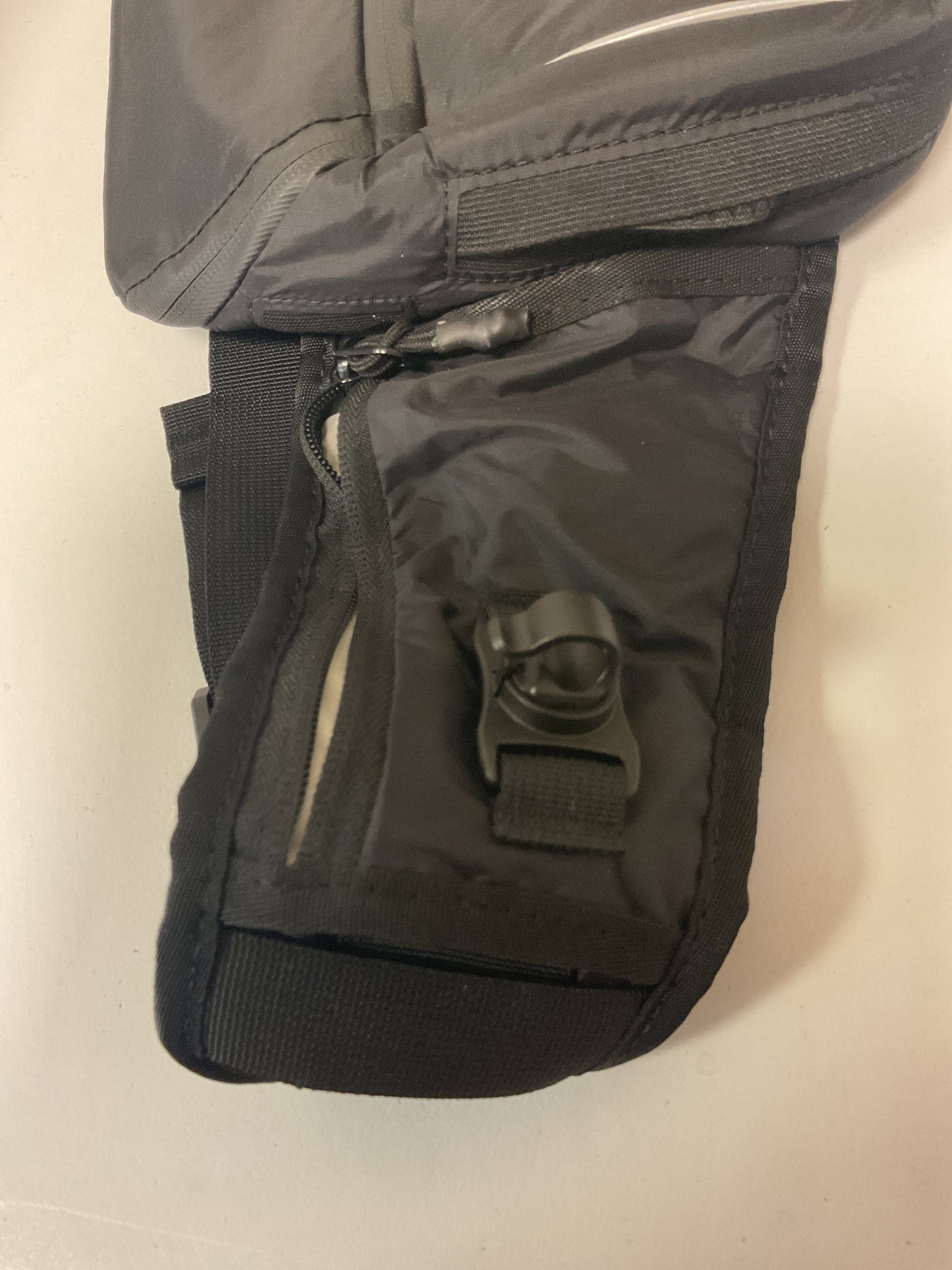 (CLEARANCE) Black Fanny Pack With Side Pockets