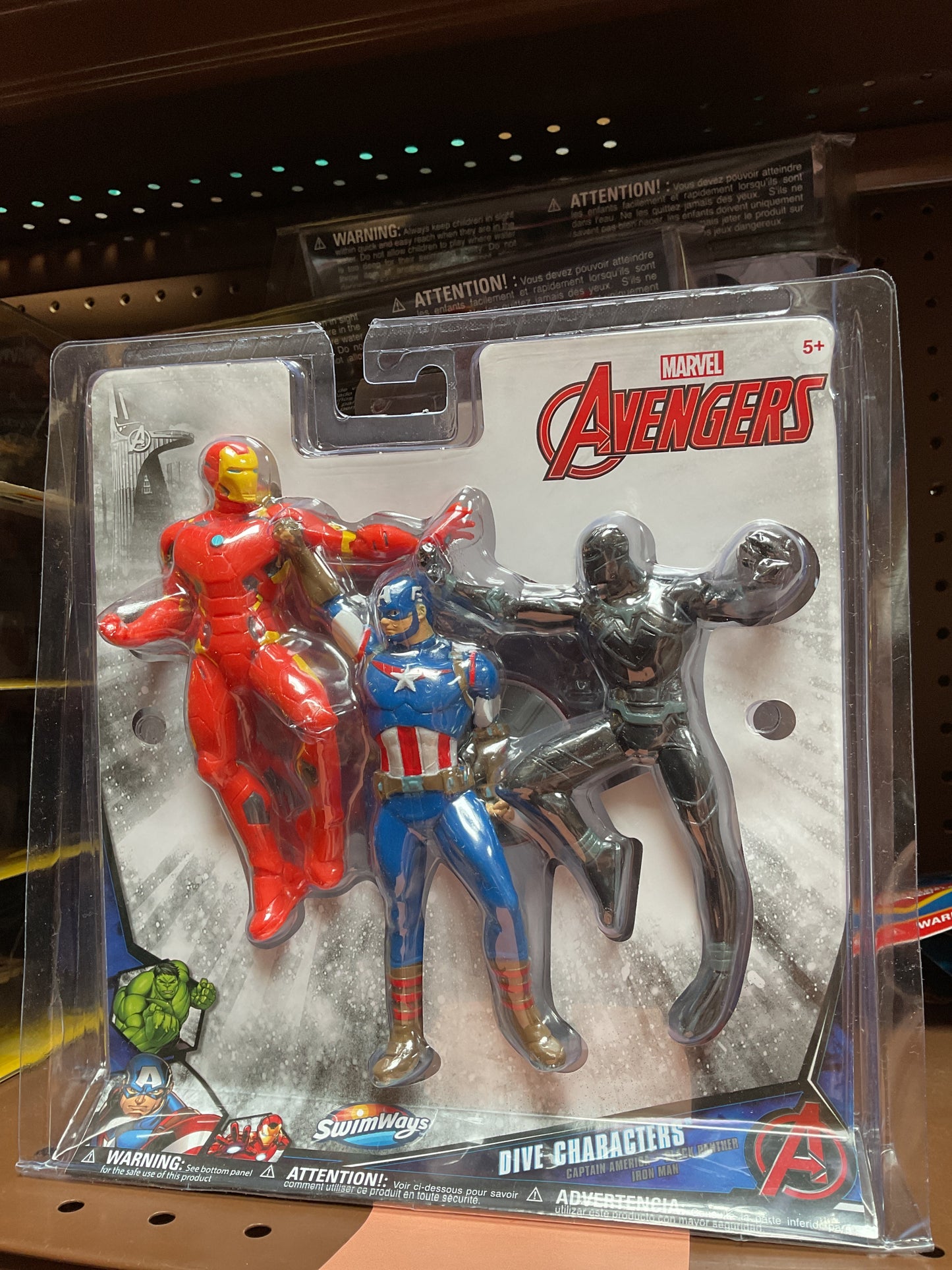 (CLEARANCE) Swimways Avengers Dive Characters, Pack of 3 Diving Toys