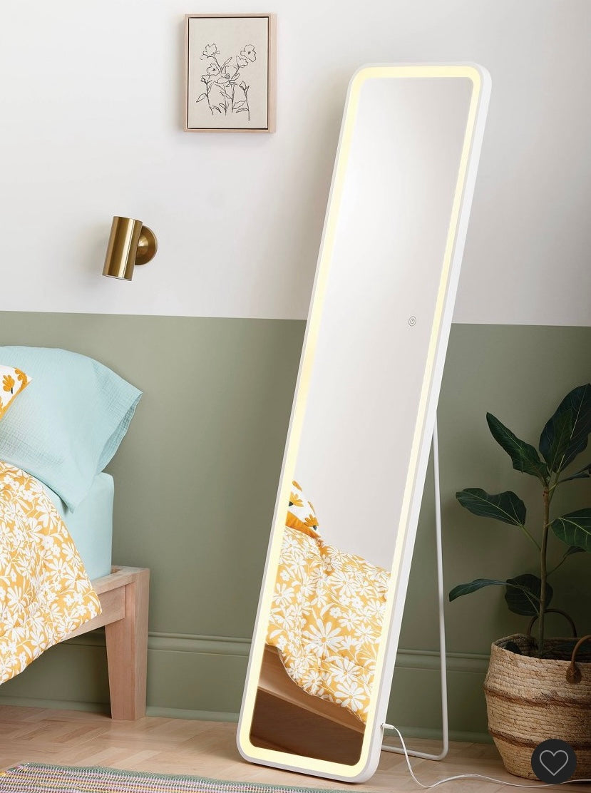 Lighted Full Length Mirror with Tech Integration