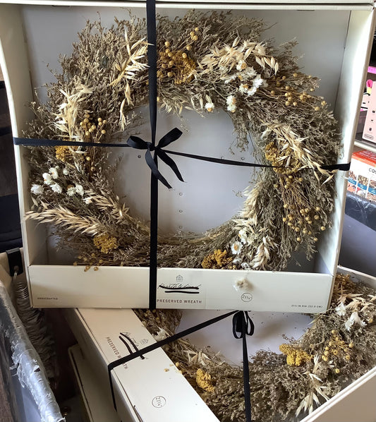 (CLEARANCE) 21" Preserved Spring Grass and Flower Wreath