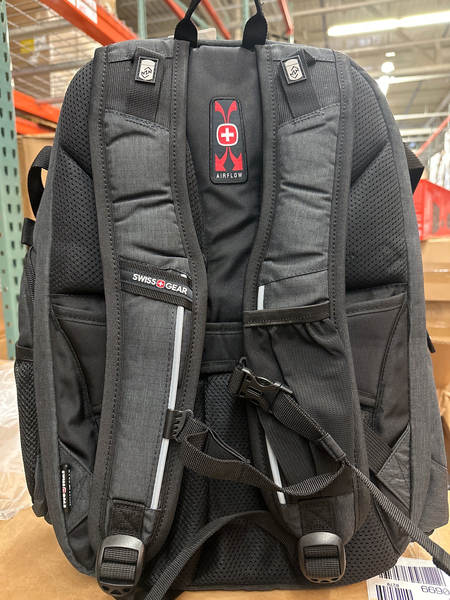 (BRAND NEW) SwissGear 18.5" Scan Smart TSA Laptop and USB Power Plug Backpack - Black/Red