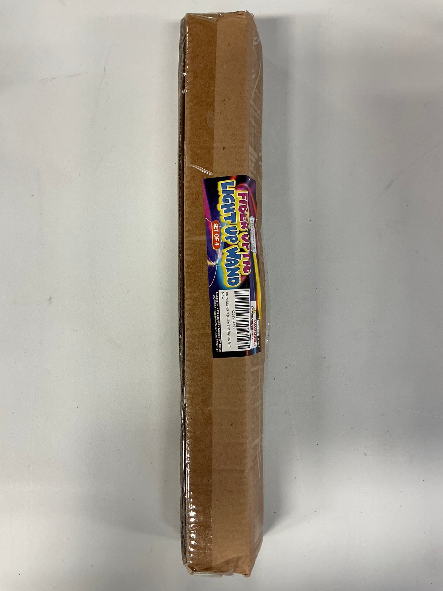 Fiber Optic Light Up Wand, Set of 4, Flashing LED (Batteries Included)