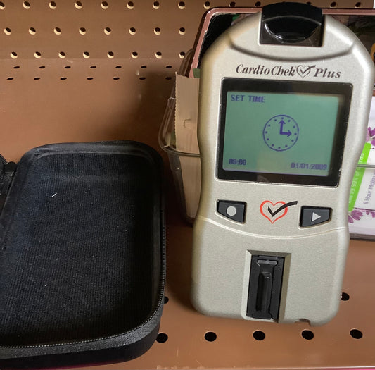 CardioChek
Plus Analyzer with Starter Kit