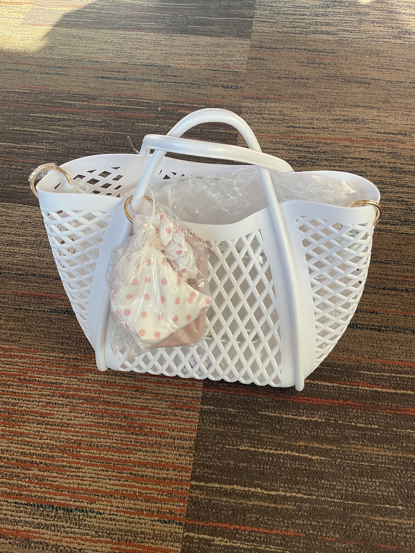 Leon Silicone Tote with Scrunchie, Pouch, and Scarf