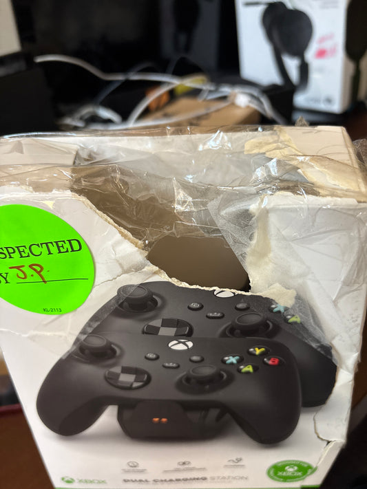 (Clearance) FINAL SALE PowerA Duo Charging Station for Xbox Series XIS