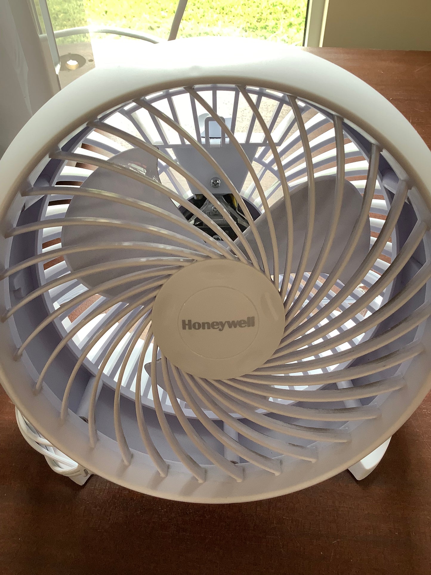 THRIFTY 70-Honeywell TurboForce Table Air Circulator Fan White HT904:
Portable Desk Fan, Quiet Operation, Adjustable Tilt, 3 Speeds
