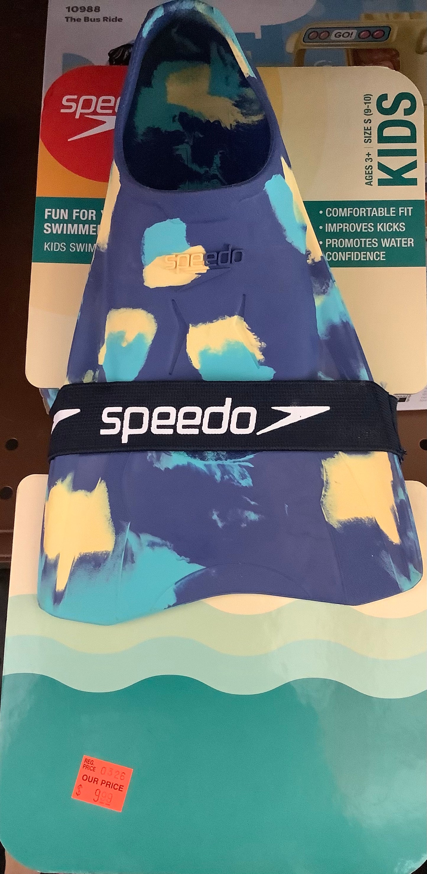 (Clearance)FINAL SALE Speedo kids Fins Size small 9-10