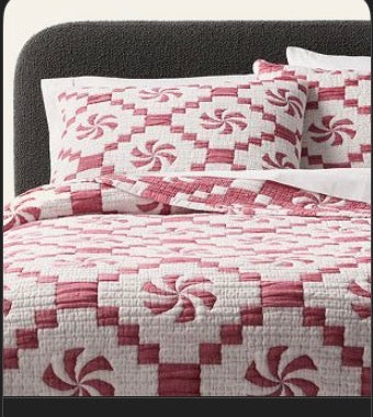 Peppermint Swirl Comforter