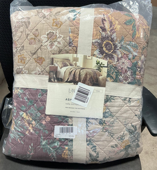 Linden Street Ashby Quilt color natural king