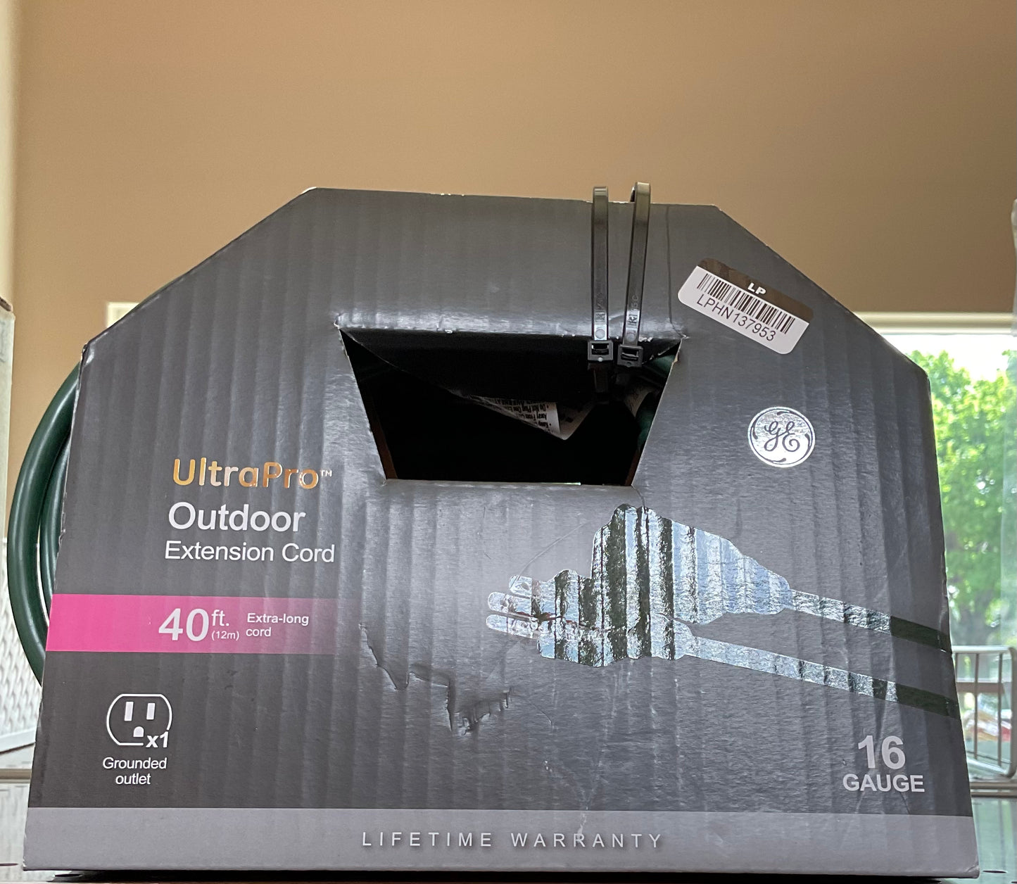 (CLEARANCE) GE 1-Outlet Grounded Extension Cord Outdoor 16AWG 40' Green: 13A, 3-Conductor, Lifetime Warranty, 40ft Length