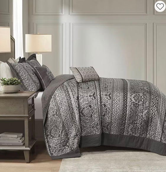 Madison Park Venetian 5 Piece Reversible Jacquard Bedspread Set king