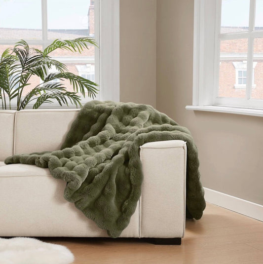 Brooklyn Loom Bubble Faux Fur Throw blanket green-50” x 70”