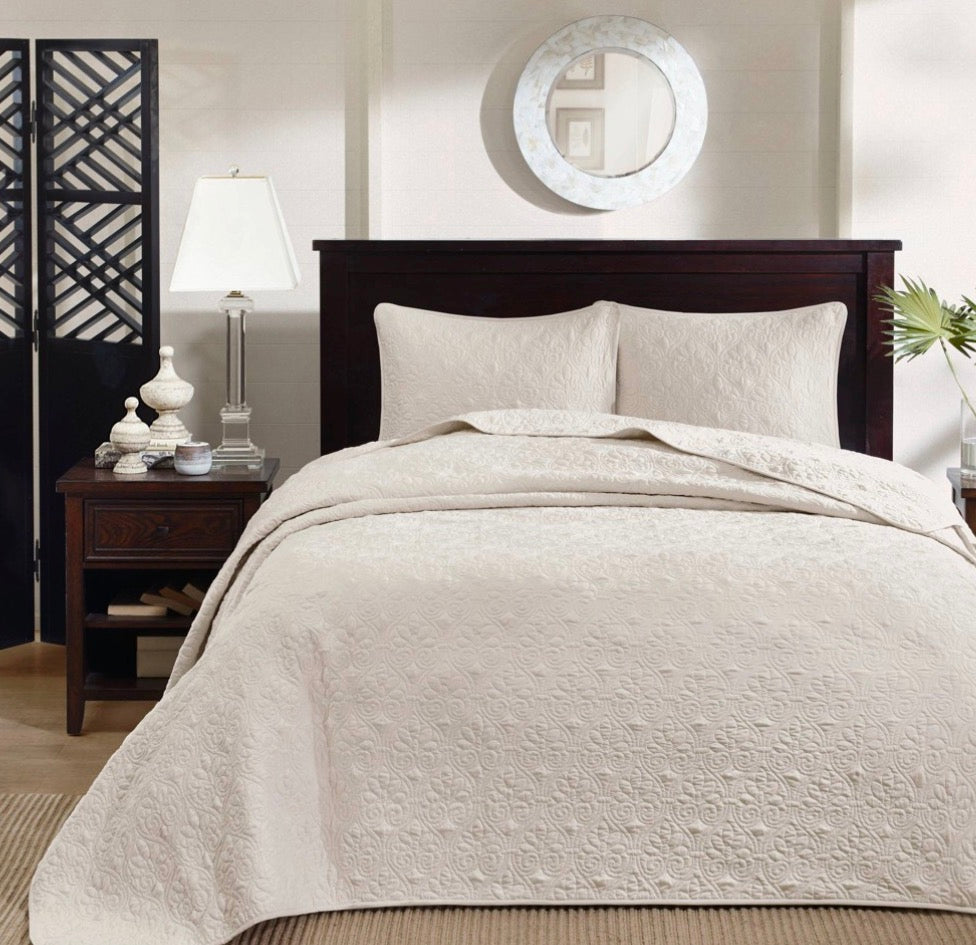 Madison Park Mansfield Oversized Antimicrobial Treated 3pc Bedspread Set Queen-Ivory