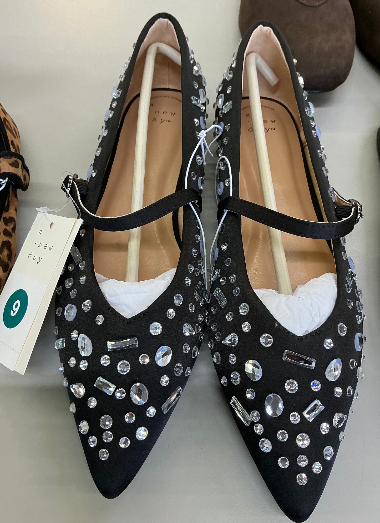 New Day Gabriella pointed toe flats in black featuring crystal embellishments size 9