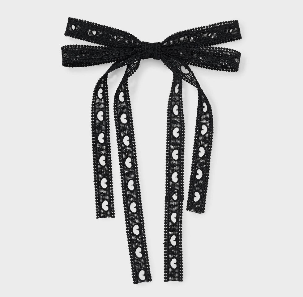 Black heart eyelet double bow hair barrette