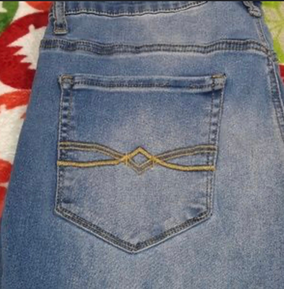 BRAND NEW!!! Mudd HIGH-RISE JEGGINGS