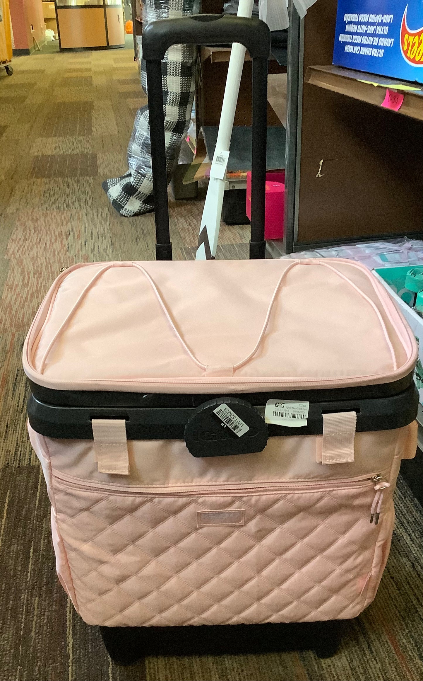 Igloo MaxCold Duo Cool Fusion 36 Rolling Cooler -
Rose