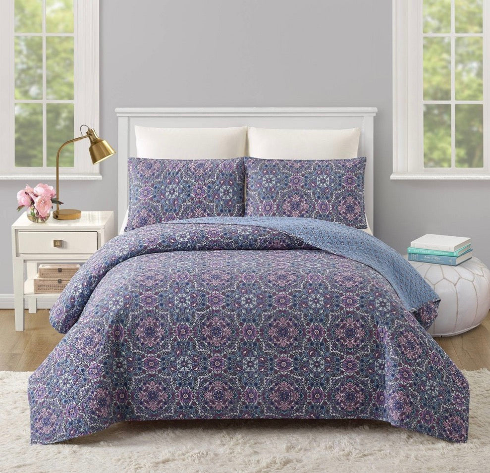 Modern Heirloom Collection Lavender Florals 3 Pieces quilt set Full/Queen