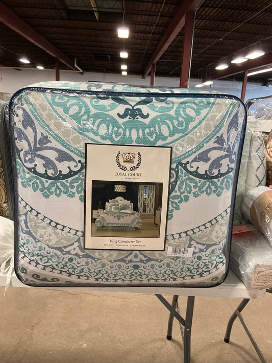Royal Court Afton King Comforter Set in a blue and white medallion pattern
