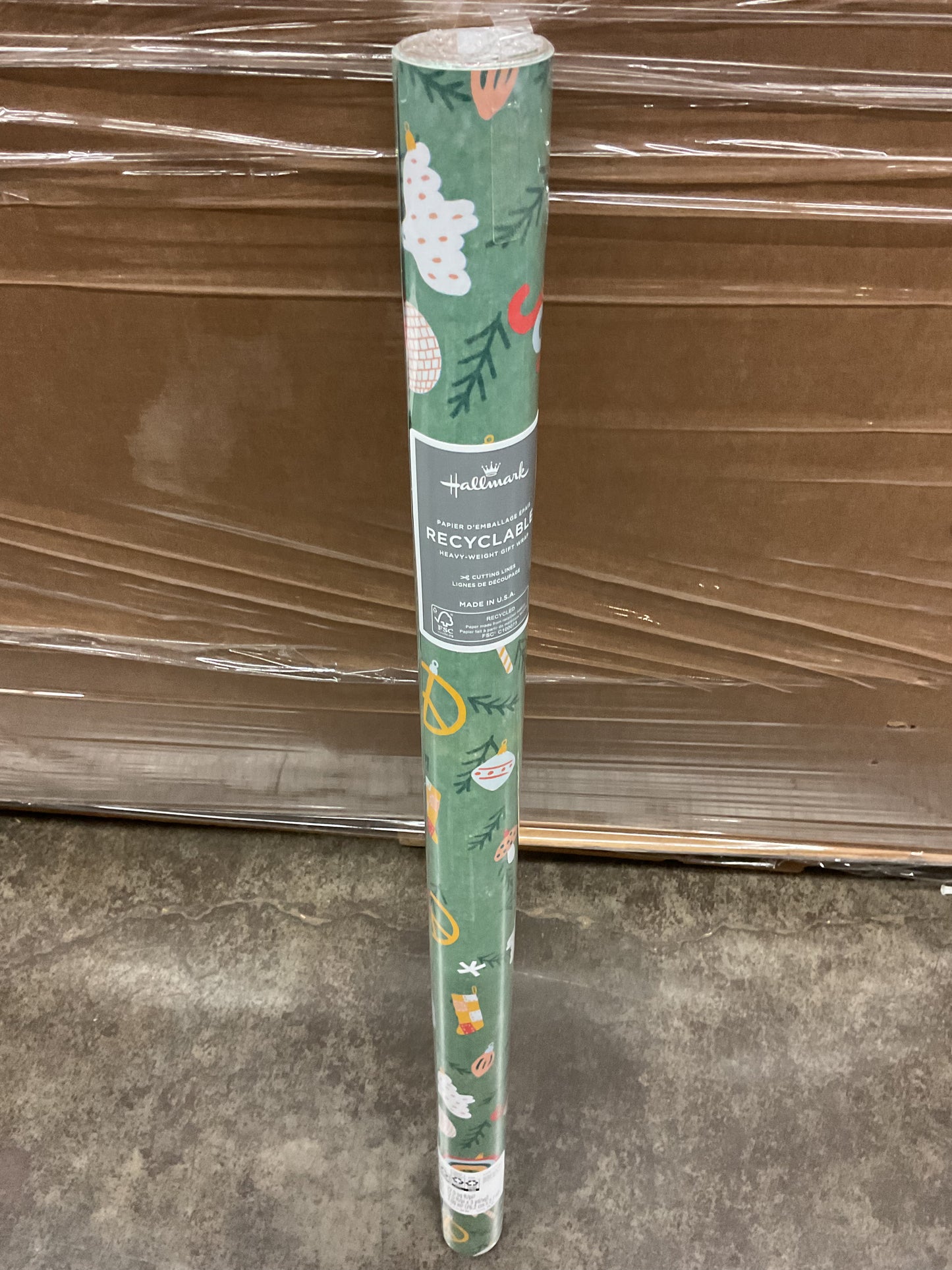 Christmas Roll Wrap Festive Peace (22.5 sq ft)