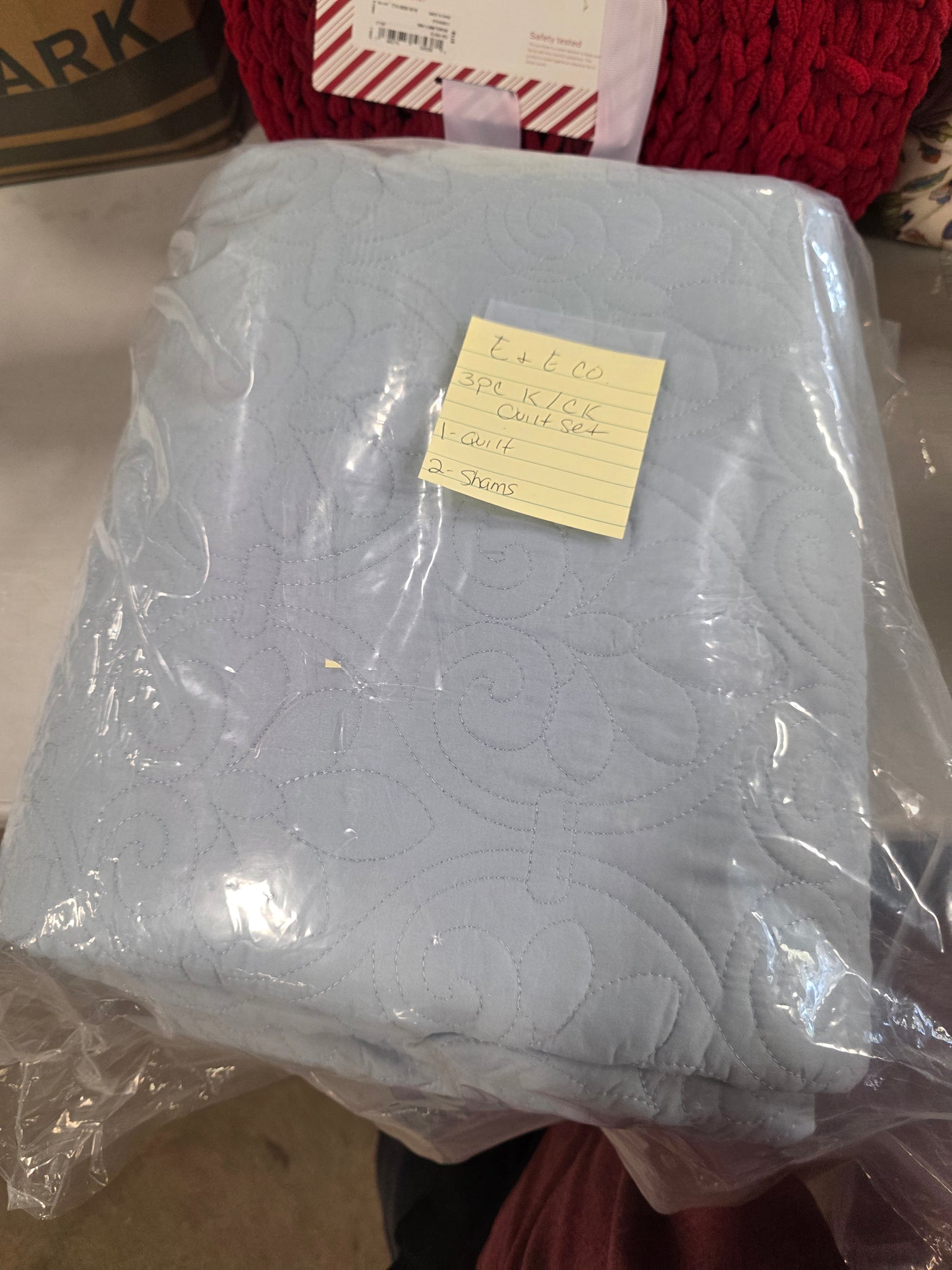 E & E Co. Blue 3 Pc K/CK Quilt Set