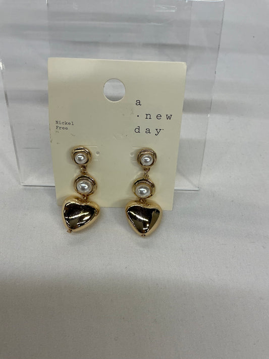 Gold Fashion Jewelry - Heart Earrings - May Have Damaged Packaging