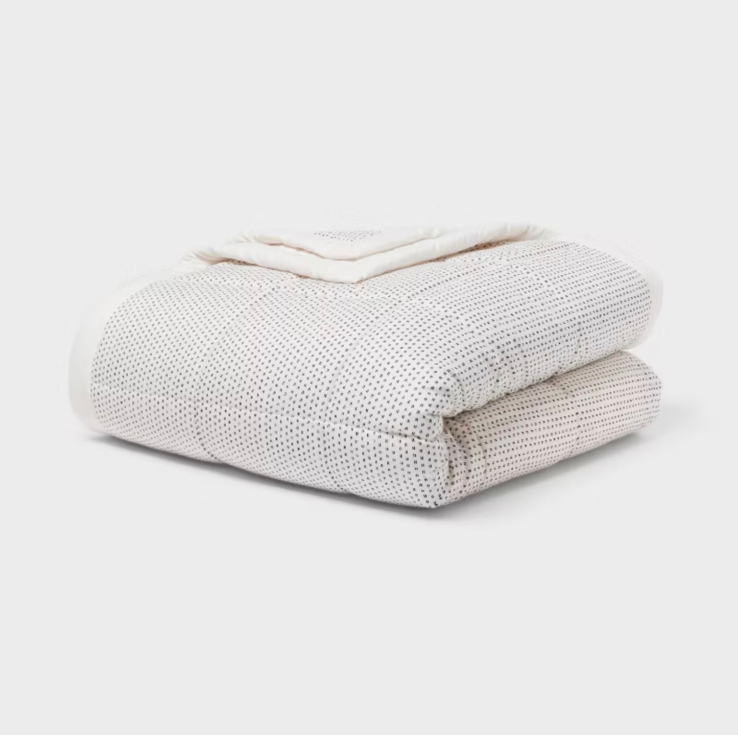 Full/Queen Quilted Down Alternative Bed Blanket - Ivory/Dash - Room Essentials™: Reversible Woven Shapes, 180 Thread Count - Some Dust From Shipping (see pictures)