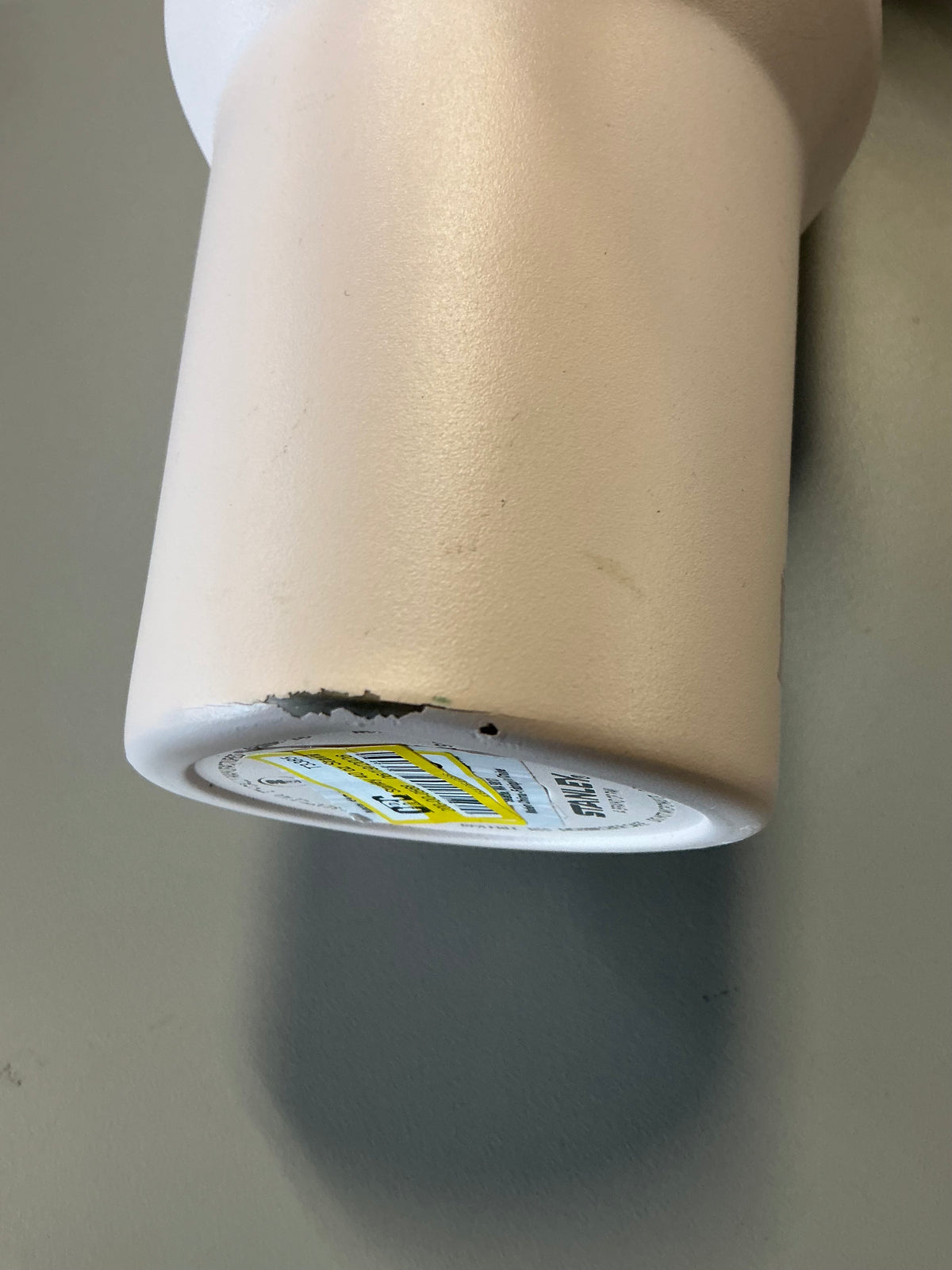 Stanley 40 oz Stainless Steel H2.0 Flowstate Quencher Tumbler - Some Minor Cosmetic/Shipping Damage (see pictures)