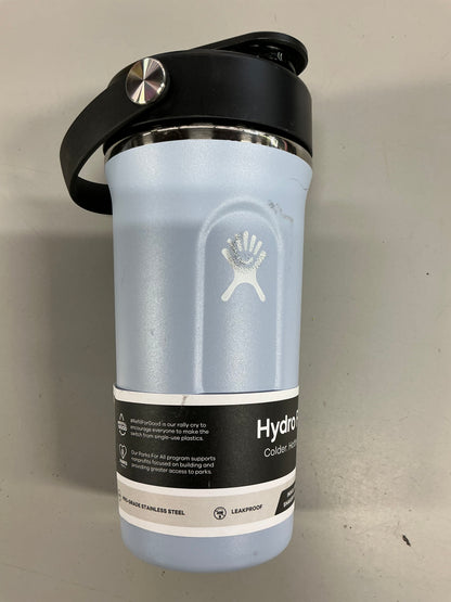 Hydro Flask - 24 Ounce Shaker Bottle in Surf - Minor Cosmetic Damage - May Be Missing Packaging (see pictures)