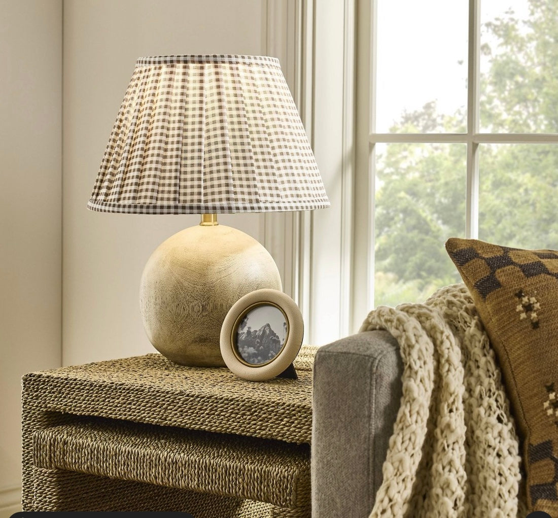 Round Faux Wood Lamp Base Brown