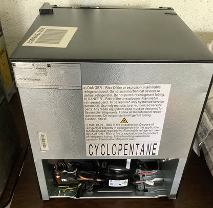 Kenmore 1.7 cu-ft Refrigerator - Black: Compact Dorm Fridge, Energy Star, Reversible Door, Adjustable Thermostat