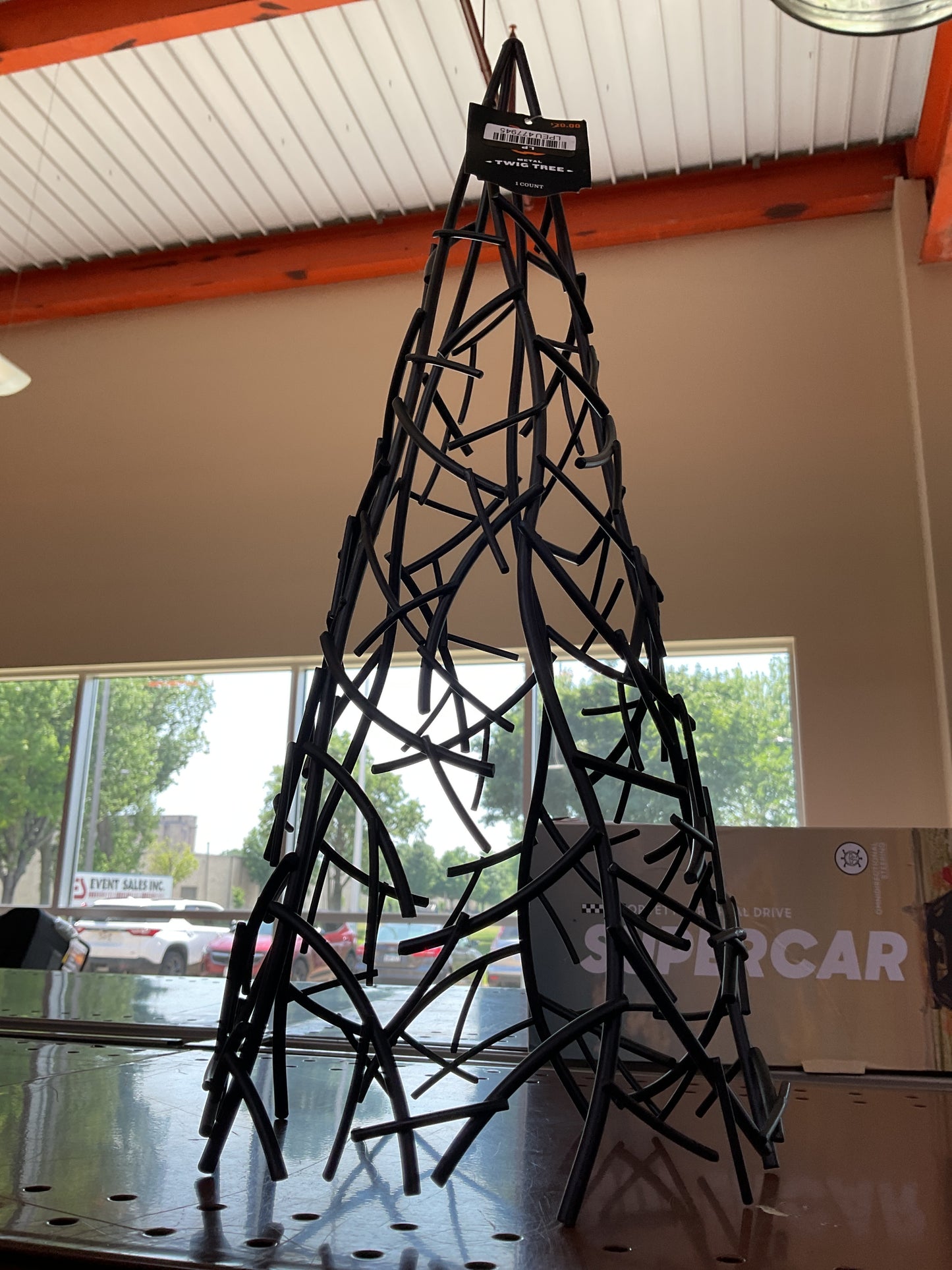 Metal Twig Tree