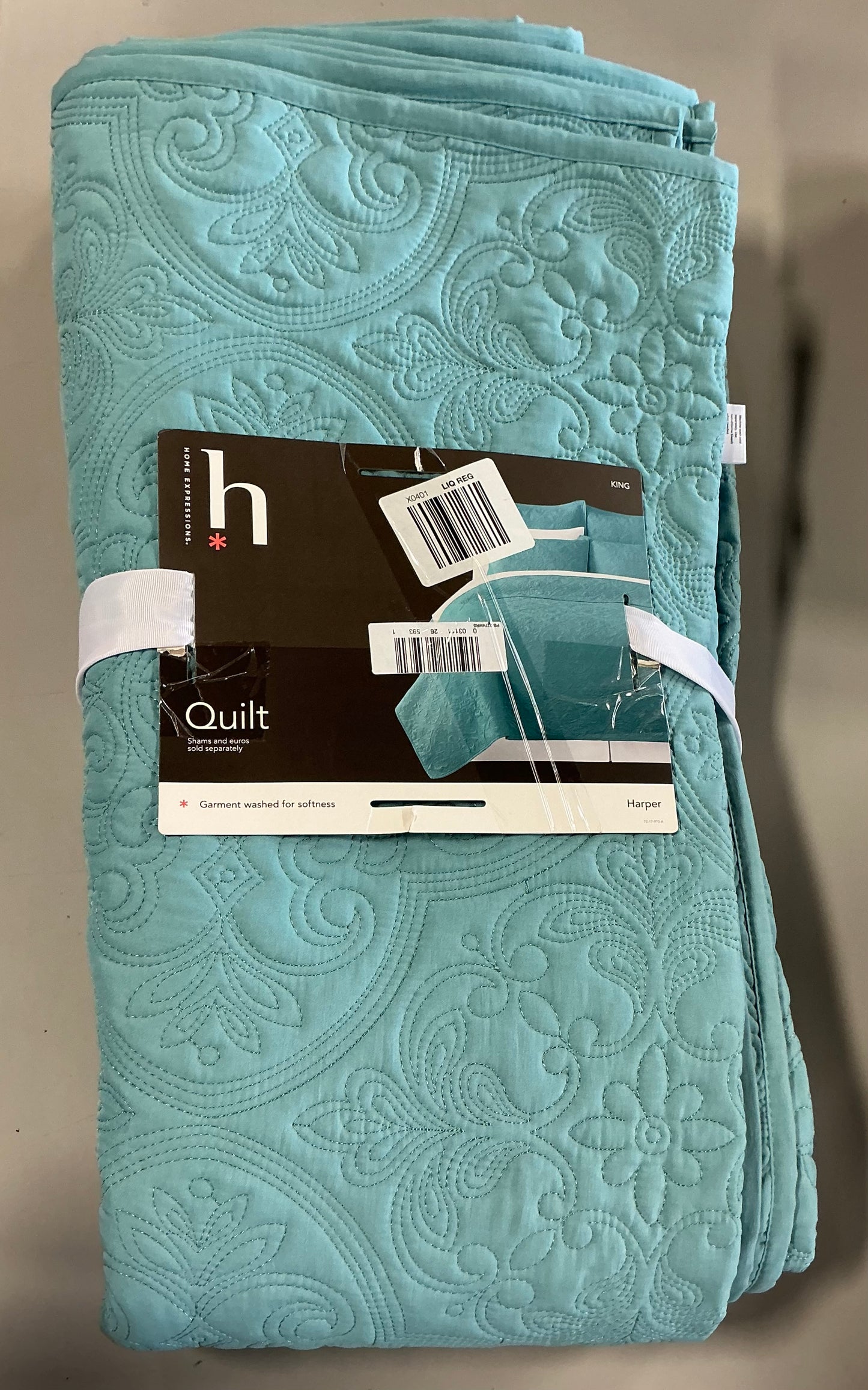 Home Expressions Harper Quilt - Damaged Packaging (see pictures)