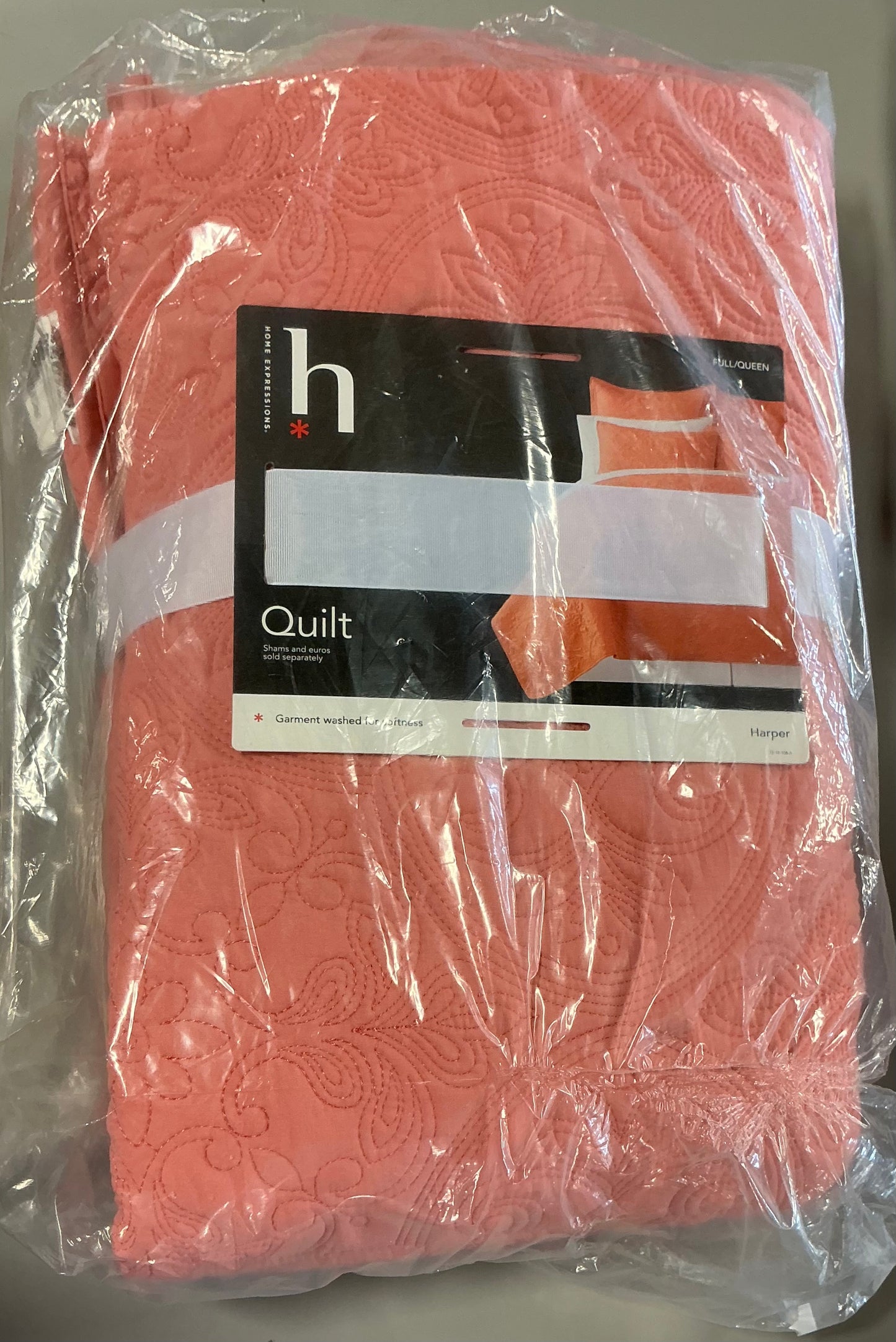 Home Expressions Harper Quilt - Damaged Packaging (see pictures)