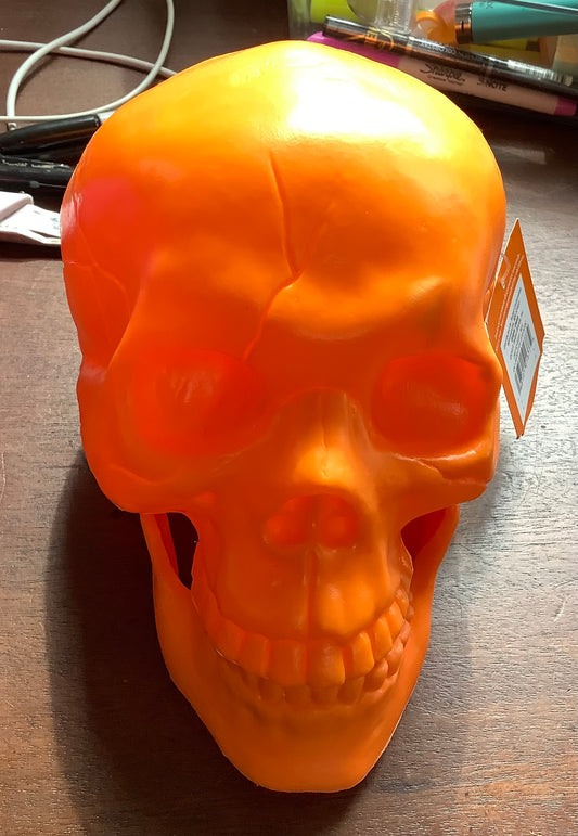 INDOOR/ OUTDOOR DECORATIVE SKULL HEAD