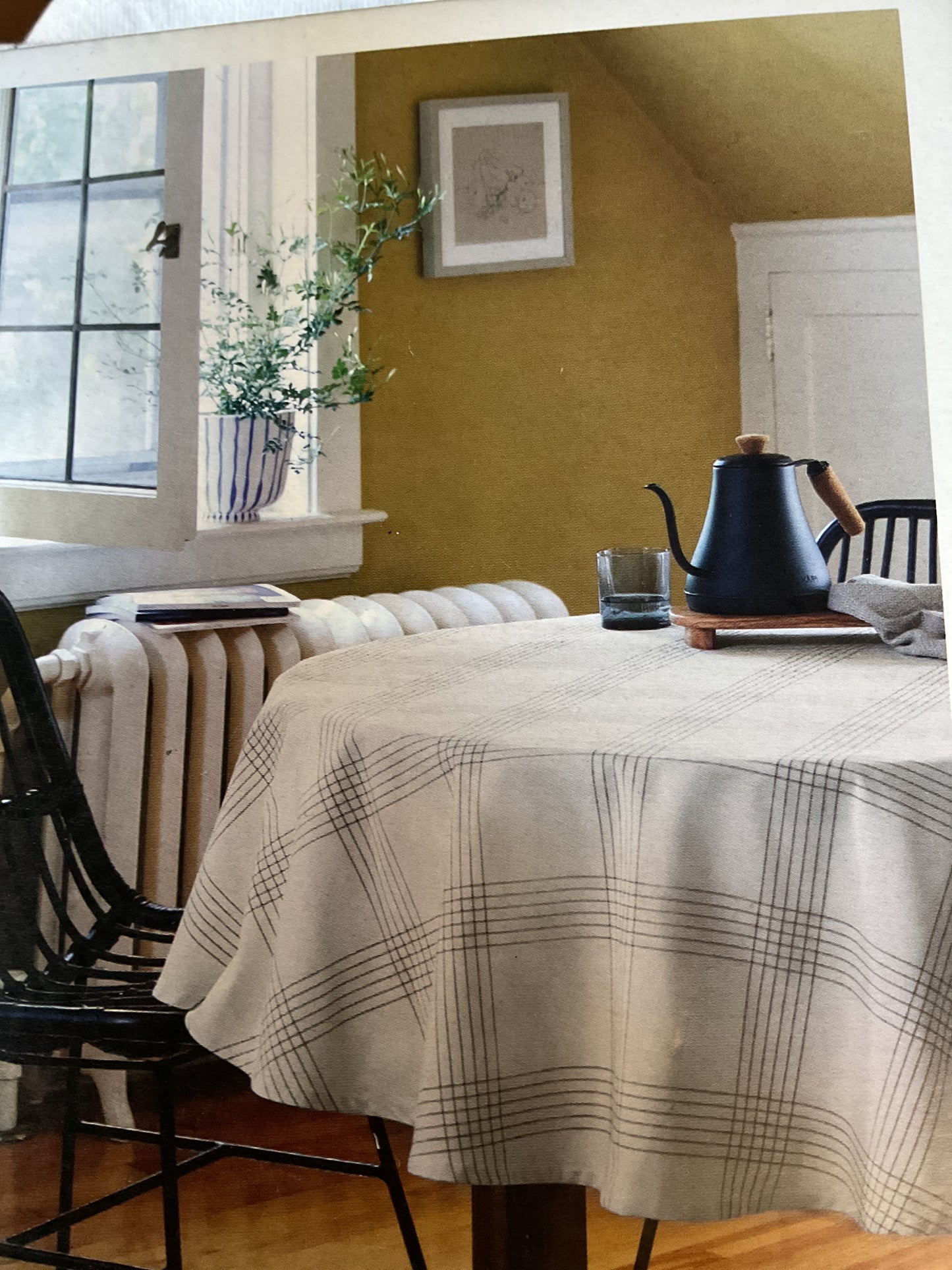 (CLEARANCE). Round Tablecloth