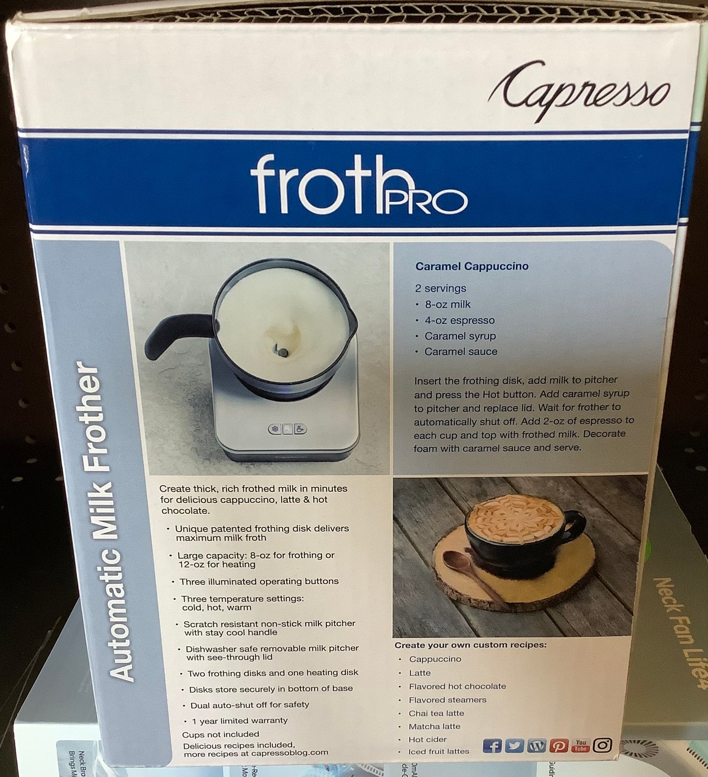 Capresso Automatic Milk Frother Froth PRO - Black/Silver
202.04: Electric Milk Steamer & Foamer, 600W, 1 Cup Capacity