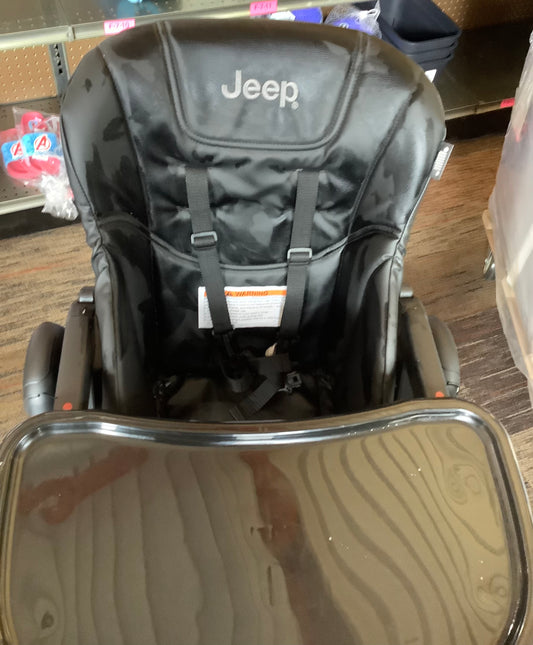 Jeep Classic Convertible 2-in-1 High Chair