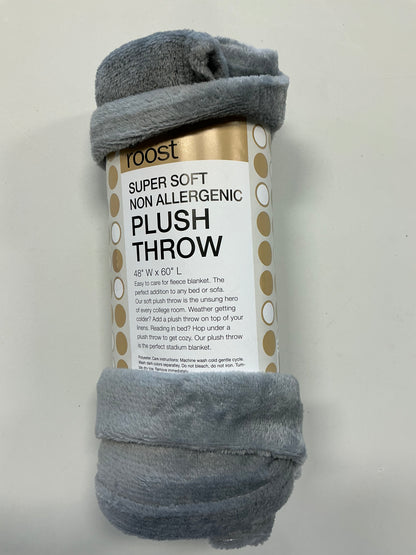Roost - Super Soft Fleece Throw Blanket - Grey - 48”x 60”