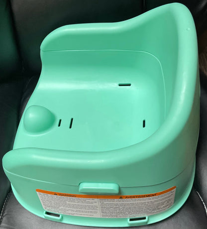 BOOSTER SEAT