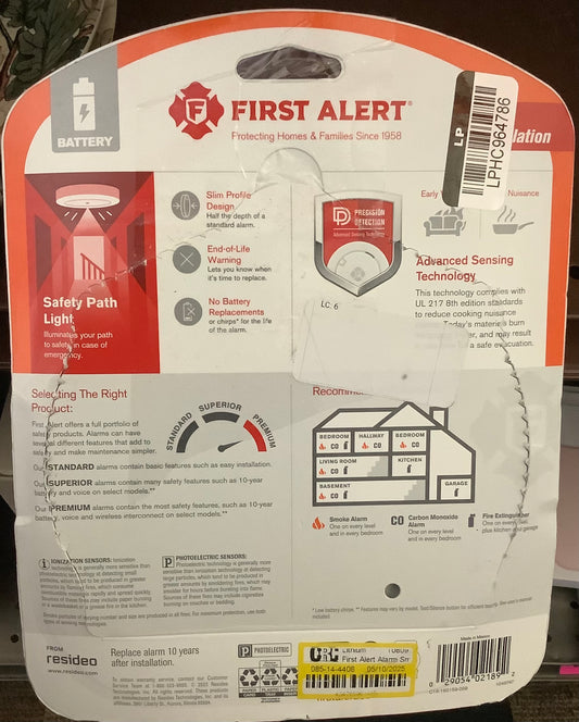 First Alert Alarm Smoke DC10 with LGT SM210L Clam Tray: 10
Year Warranty, Lithium Battery, No Hardwired Install Needed
