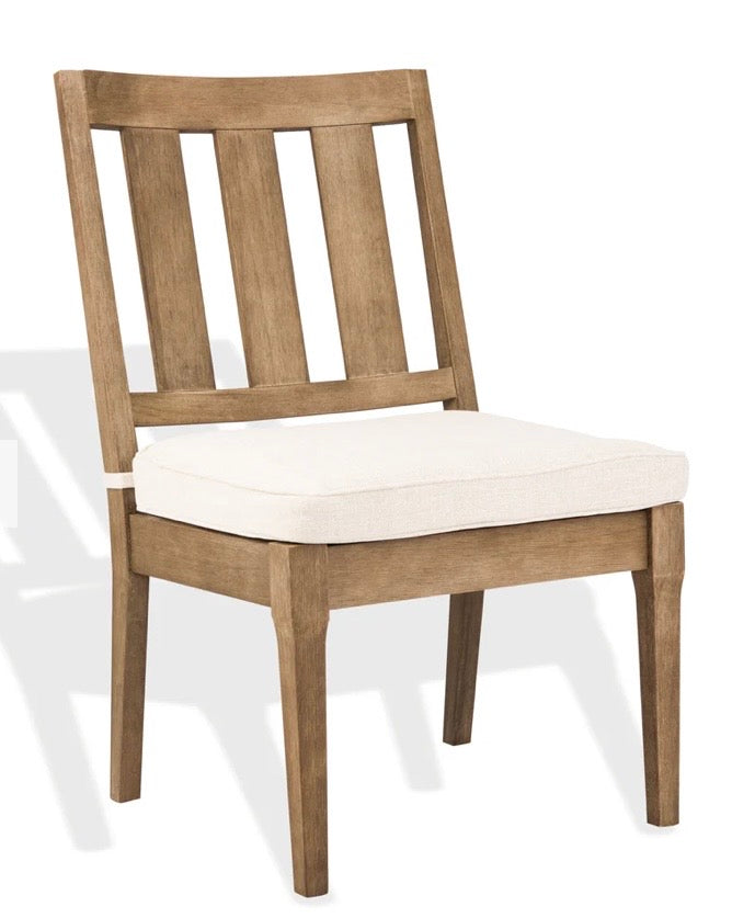THRIFTY 70 - Set of 4 Outdoor Dinning Chair Cushions (22”x19”x3”)- Ivory - CHAIR NOT INCLUDED-  USED - AS IS - NO RETURNS