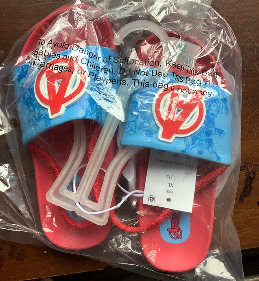 KIDS SIZE 11/12 AVENGERS SANDAL