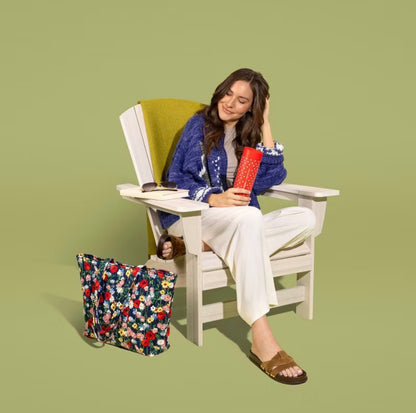 Vera Bradley - East West Tote Bag - Navy Blue/Poppy Meadow