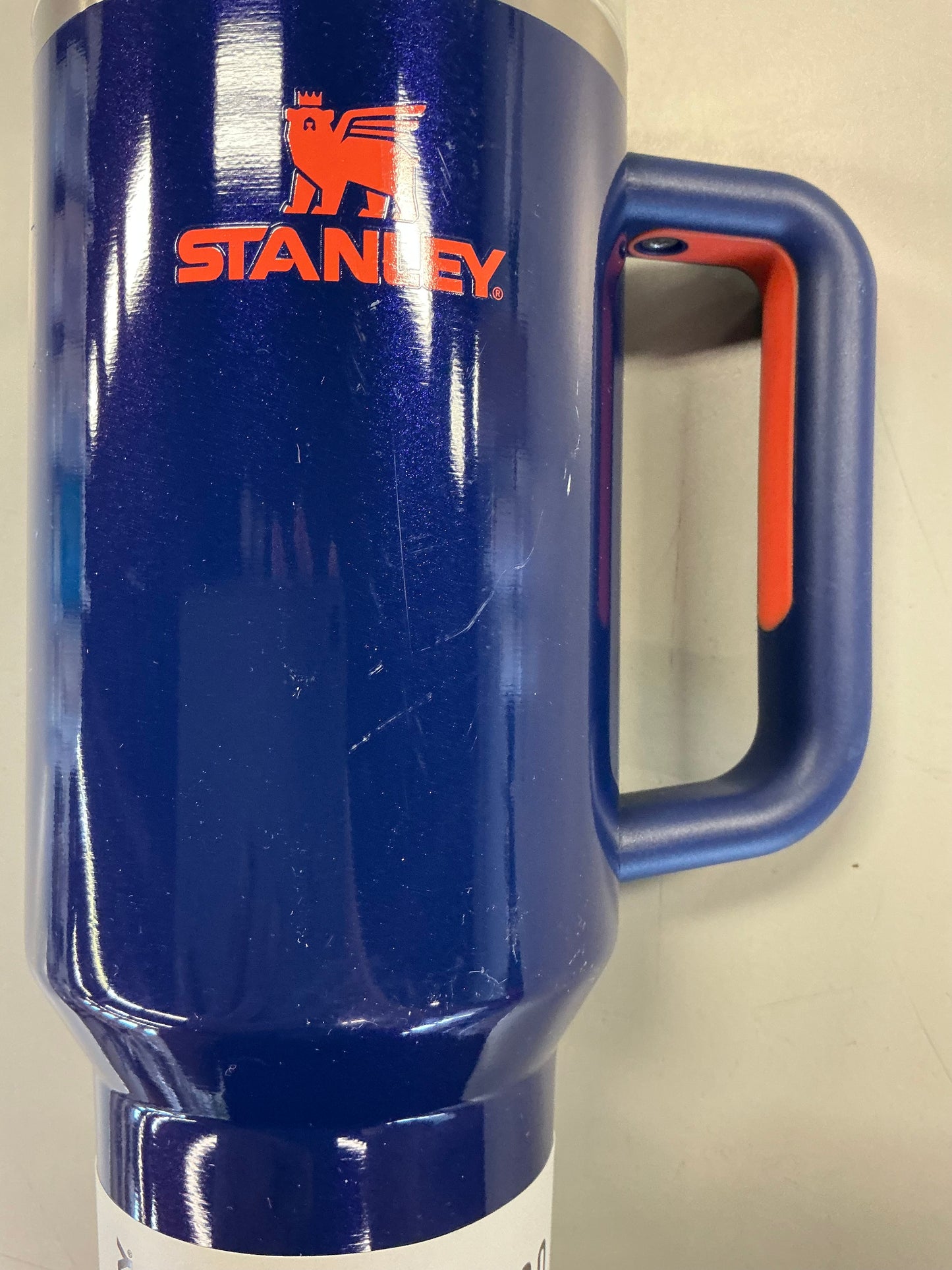 Stanley 40 oz Stainless Steel H2.0 Flowstate Quencher Tumbler - Some Minor Cosmetic/Shipping Damage (see pictures)