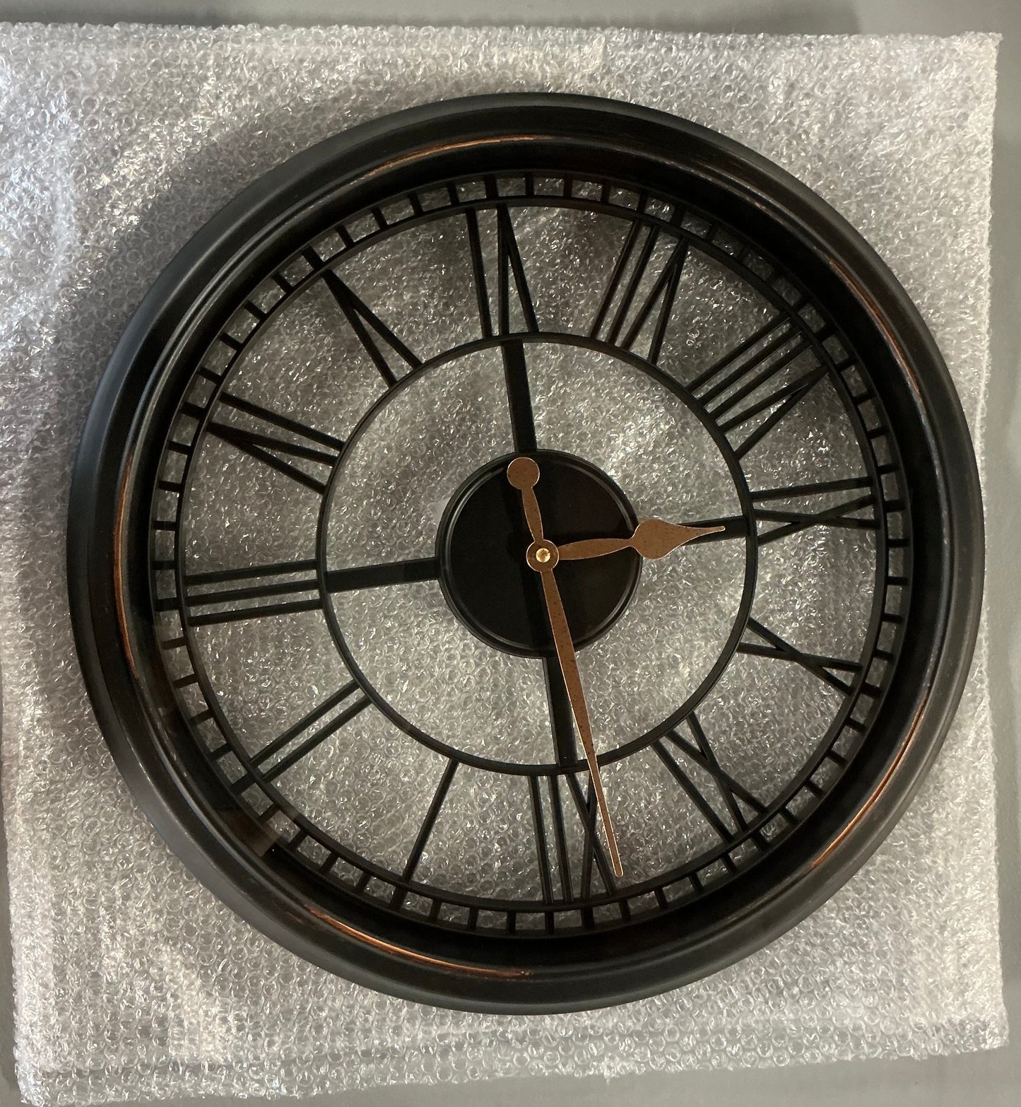 Westclox 20" Round Roman Numeral Wall Clock - Out of Box (see pictures) - Batteries not included