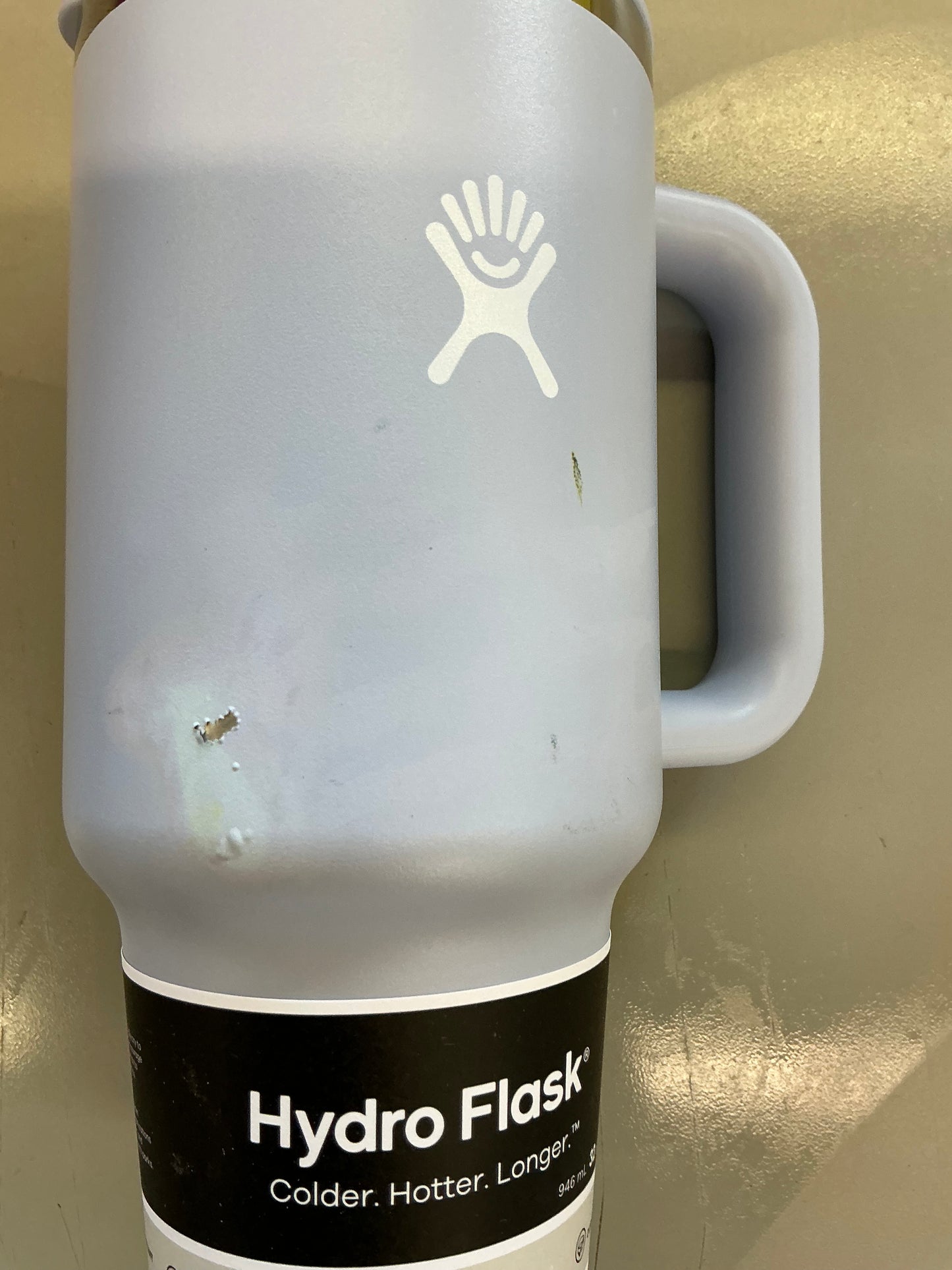 Hydro Flask 32 oz all around travel tumbler stainless steel - Minor Cosmetic Damage - MISSING STRAW (see pictures)