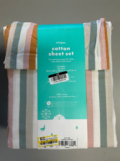 TWIN Sheet Sets (1 Pillowcase, 1 Flat Sheet, 1 Fitted Sheet) - External storage case shows minor dirt from handling (see pictures) - Some may be Missing packaging